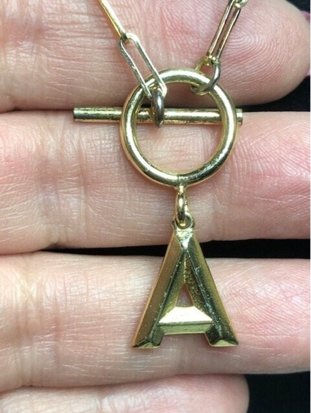8437 Serefina Gold Tone Initial A Pendant Necklace Toggle Paperclip Chain 18"